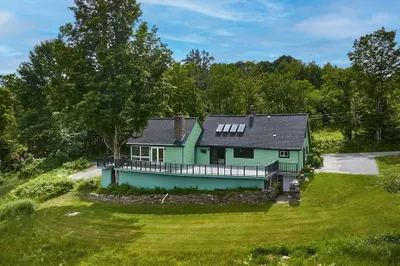 520 Legate Hill 1