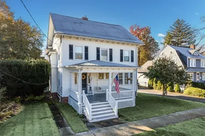37 Hopkins Pl 1