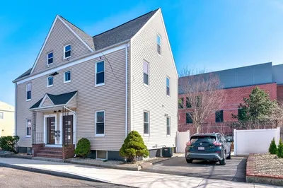43 Tainter St #43