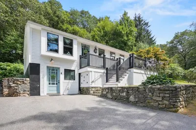 7 Harris Avenue 1