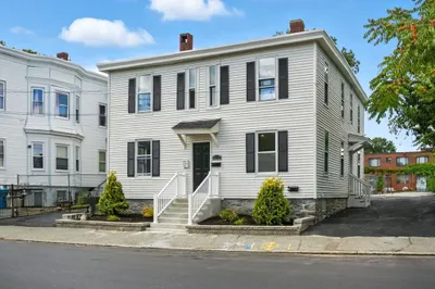 45 Bodwell St