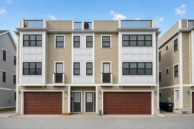 36 Edgar Ave #2 1