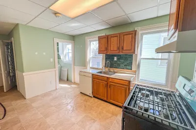 63 Bow St #2