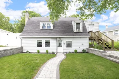 25 Nickerson Rd