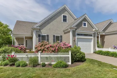 3 Amberwood Ct #3 1