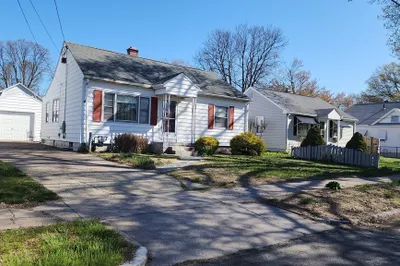106 Merida St