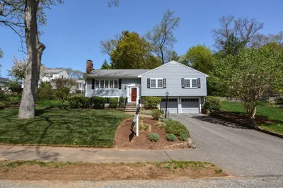 35 Windemere Rd