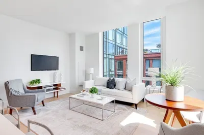 380 Harrison Ave #12D