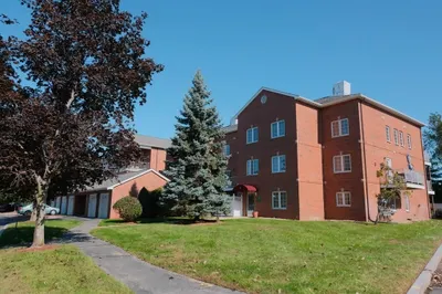 7 Conant Rd #15 1