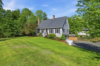 59 Carpenter Rd 1