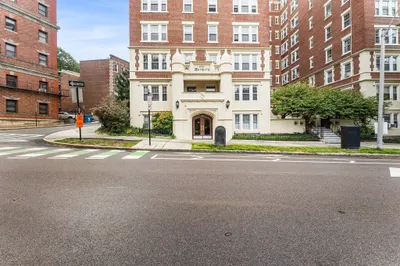 1454 Beacon St #241 1