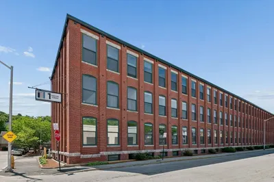 1 Envelope Terrace #202