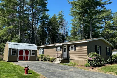 30 Earl Dr 1