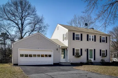 12 Maple Lane 1