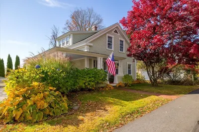 55 Maple St 1