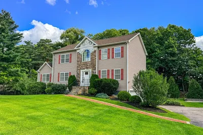 52 Phelps St 1