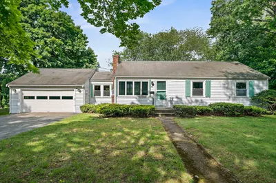 78 Blossom Rd 1