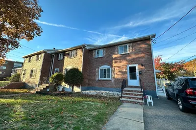 230 Mountain Ave #230