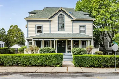 44 Baker Ave #1 1
