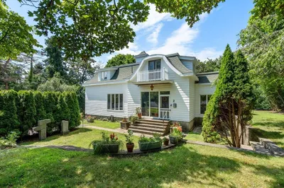 2 Rosemary Road