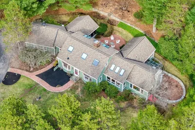 15 Brewster Rd 1