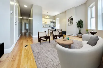 338-342 Warren St #4 1