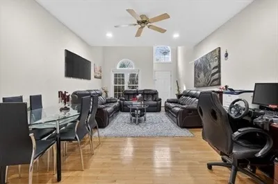 1 Knowlton Circle #1 1