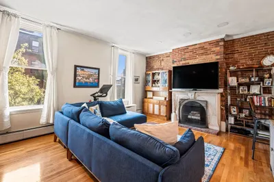 35 High St #2