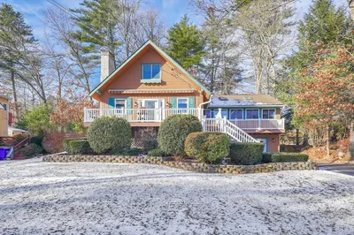 9 Beach Rd 1