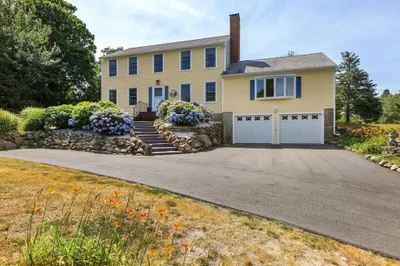 10 Briarfield Road 1