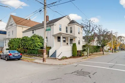 20 Shawmut Ave 1