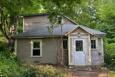 150 Athol Rd
