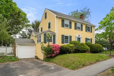 10 Magnolia Rd
