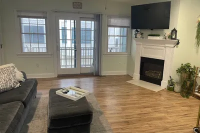 11 Railroad Ave #B3 1