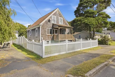 38 Gifford Ave 1