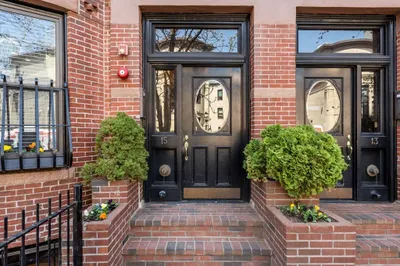 15 Albemarle St #5