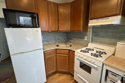 1056 Cambridge St #2F 1