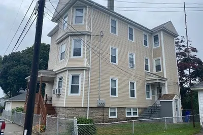 596 Aetna St #3 1