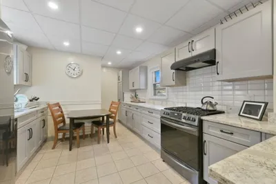 244 W Third St #3