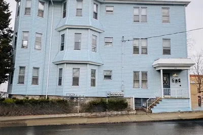 444 Center St 1