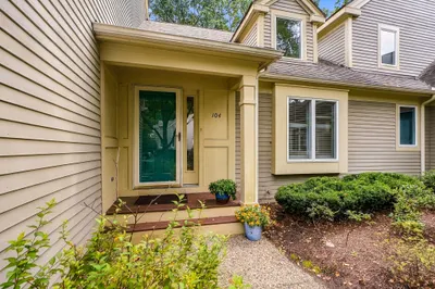 104 Dahlia Drive #104 1