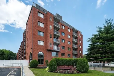 8 9th St #113 1