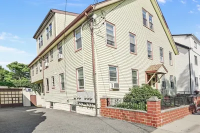69 Jaques St 1