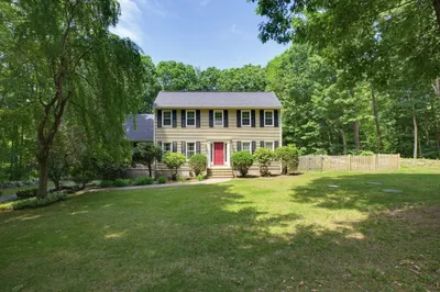 47 Old Village Rd 1