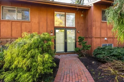 58 Meadow Brook Rd 1