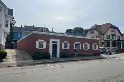 345 North Main St 1