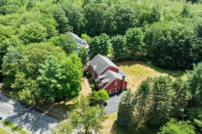 61 Spruce Road 1