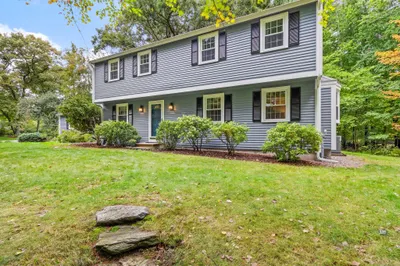 61 Adams Dr 1