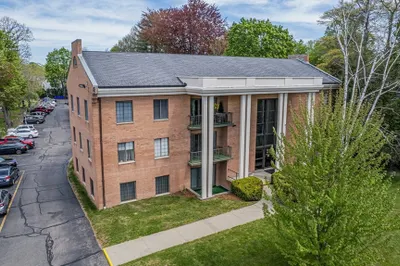 31 Church Green #303