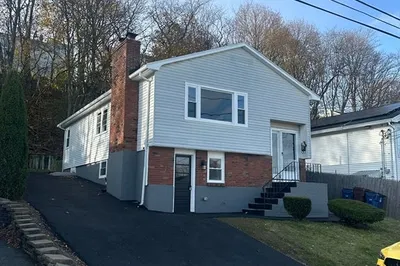 141 Lincoln St 1